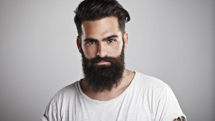 Comment adoucir une barbe sèche et rugueuse ?