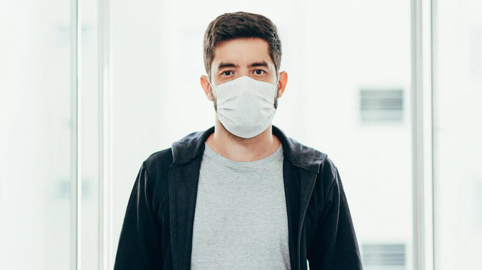 How to take care of your skin despite wearing a mask?