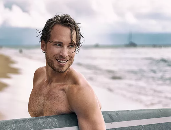 Comment protéger ses cheveux du soleil naturellement ?